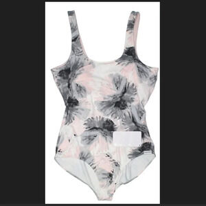 Fabletics Active Bodysuit/Tank - Pink/Gray/White - NWOT